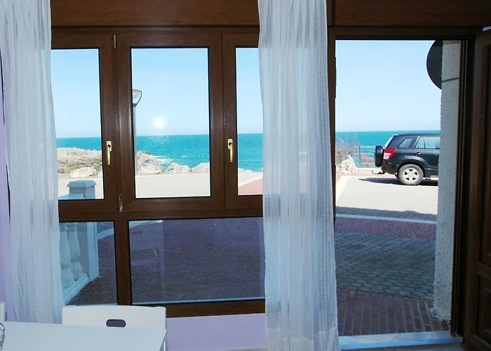 Playa De Arnadal Isla Plana